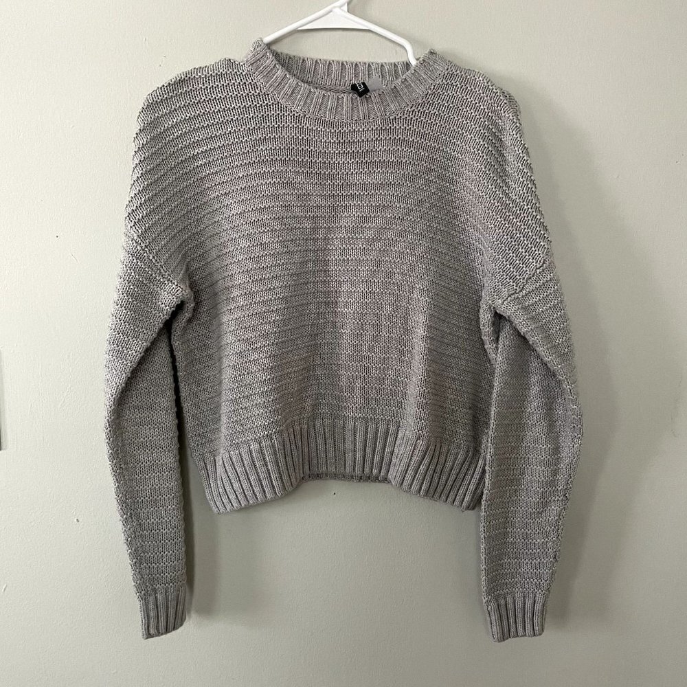 Divided gray cable knit sweater comfortable classic casual winter warm pullover